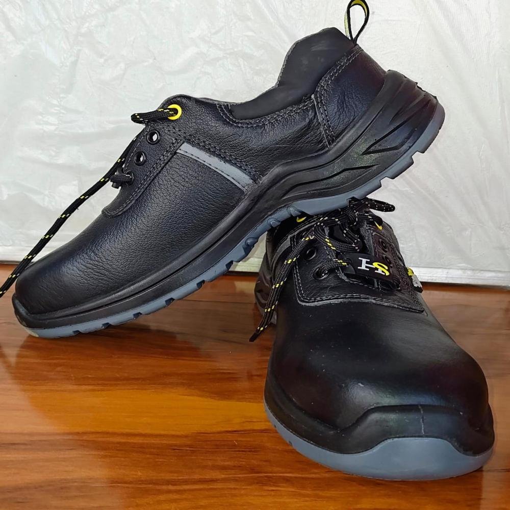 HS SAFETY SHOE 2
